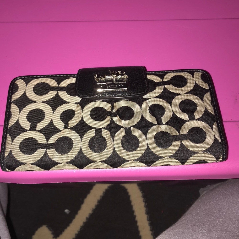 Coach wallet